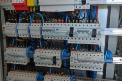 rozdzielnice-elektryczne-v5as7x